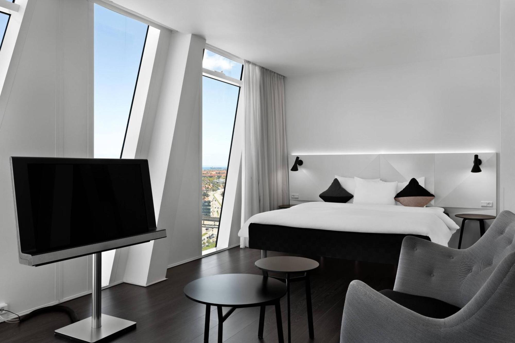 Executive Queen Room